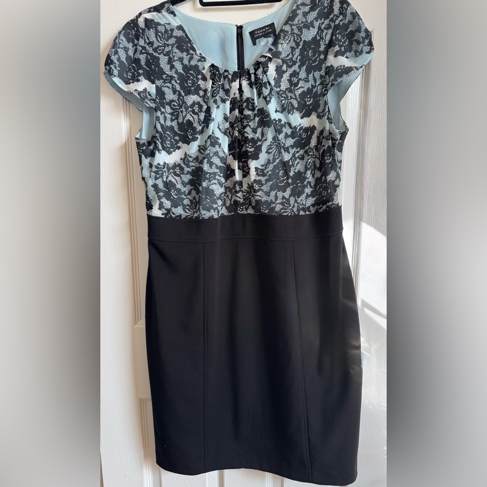 Elegant Black and White and Blue Lace Pattern Dress 👗